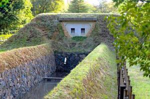 栗林公園　鴨堀(鴨引き)(外側)