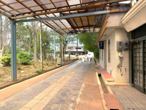 屋島寺 お土産屋さんが並ぶ通り