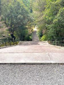 白峯寺 崇徳天皇 白峯陵からの下りの階段