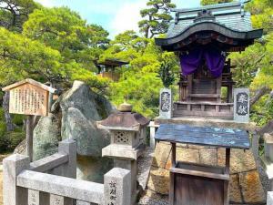 中津万象園 弁財天