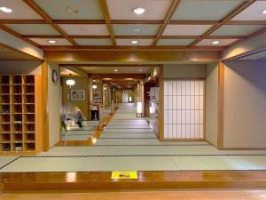 琴平グランドホテル 桜の抄(大浴場入口)