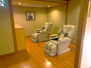 琴平グランドホテル 桜の抄(大浴場に併設された休憩スペース：マッサージチェアもありました)
