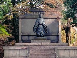 金刀比羅宮 琴陵宥常君像