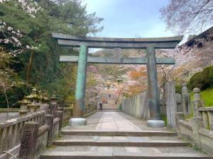 金刀比羅宮　桜馬場から桜馬場西詰銅鳥居