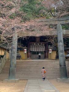 金刀比羅宮　青銅製の鳥居(旭社前)