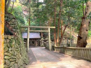 金刀比羅宮　遙拝所から手水舎の参道