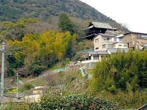 金刀比羅宮　大門脇からの通って来た道