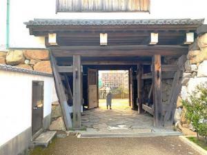 今治城　山里門