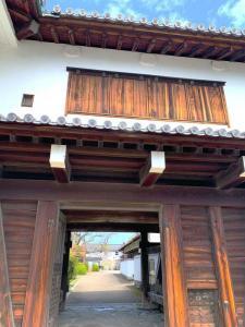 今治城　山里門