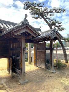 今治城　高麗門