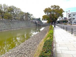 丸亀城内堀(北側)