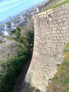 丸亀城 三ノ丸北側からの足元の石垣