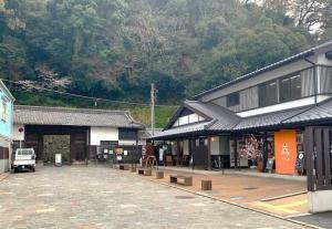 宇和島城 藩老桑折氏武家長屋門