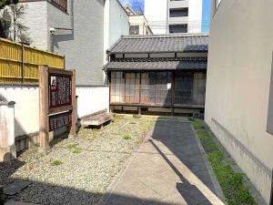 宇和島の街中の様子(高野長英隠家跡？)