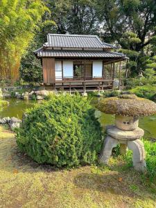 天赦園　春雨亭(書屋)