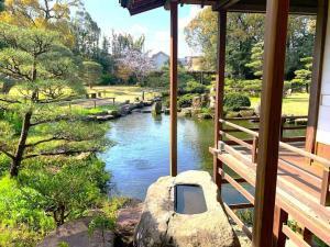 天赦園　春雨亭(書屋)