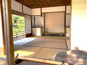 天赦園　春雨亭(書屋)