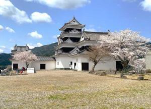 大洲城　(本丸からの天守群)