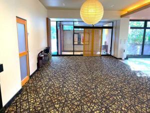 道後温泉・八千代：フロント階の様子