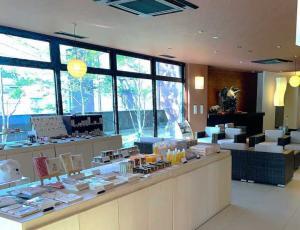 道後温泉・八千代：フロント階の様子