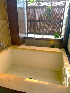 道後温泉・八千代：お部屋(601)の様子