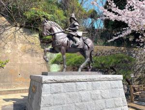 松山城 加藤嘉明公騎馬像