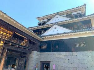 松山城 天守群に囲まれたエリア:大天守