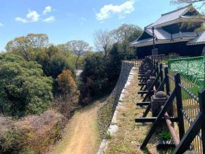 松山城 本丸北側の石垣(本丸より)