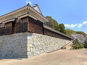 松山城 二之丸庭園 多聞櫓外側