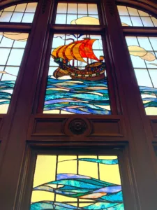 萬翠荘 ステンドグラス