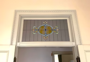 萬翠荘 ステンドグラス