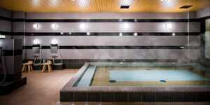 道後温泉・八千代：大浴場(こちらのHP(http://www.e-yachiyo.co.jp/)より))