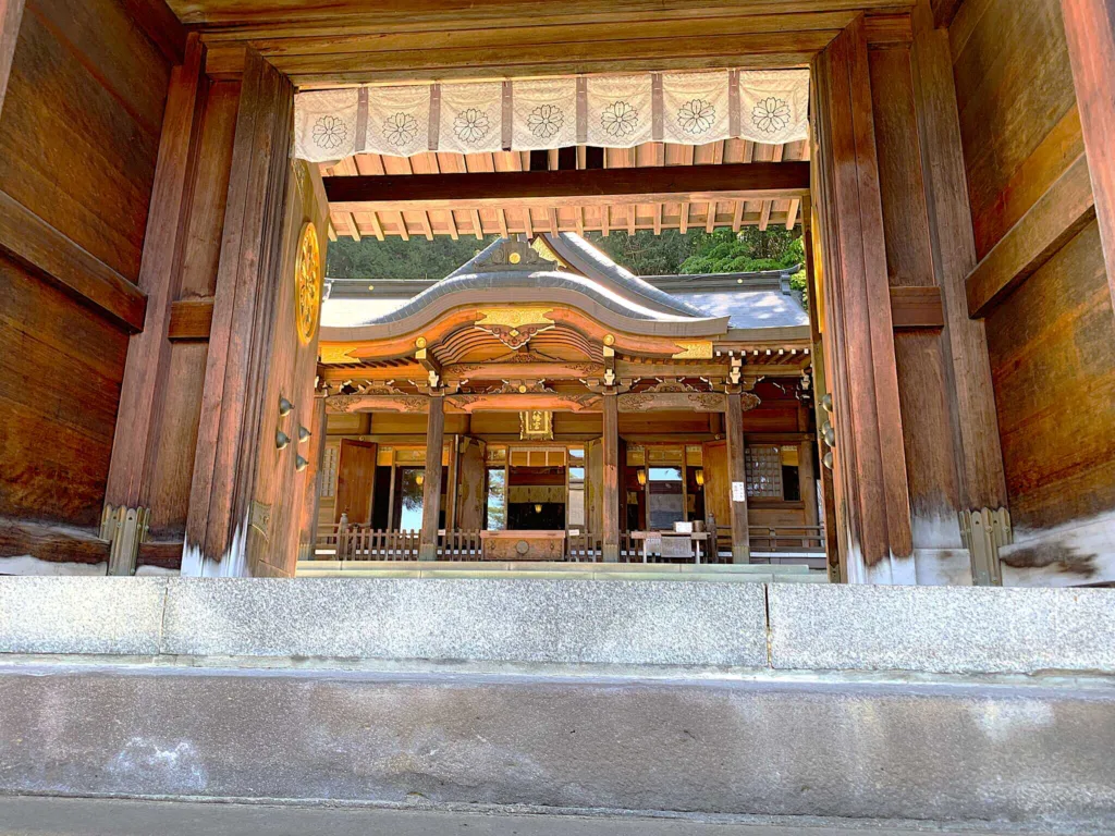 櫻山八幡宮 拝殿入口