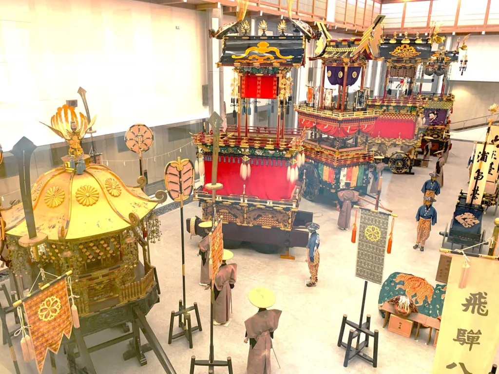 高山祭屋台会館　内部