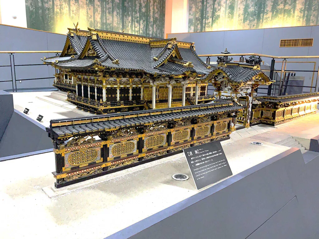 櫻山八幡宮 桜山日光館　内部　(日光東照宮　御本社)