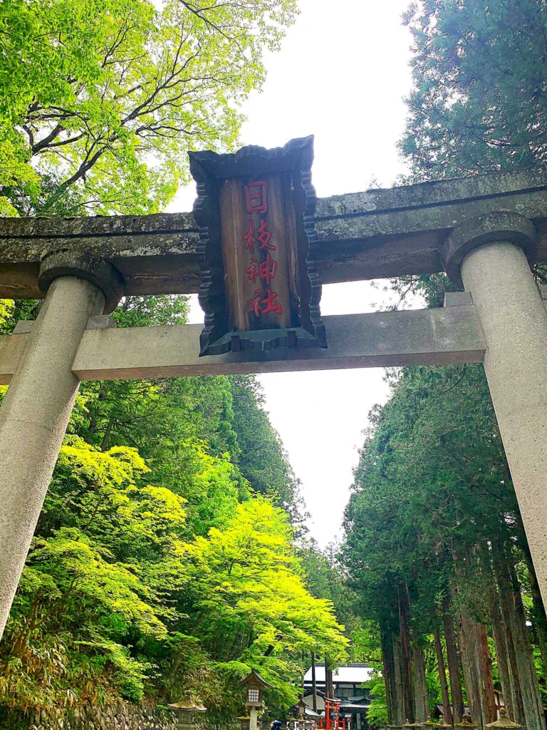飛騨山王宮 日枝神社　一の鳥居