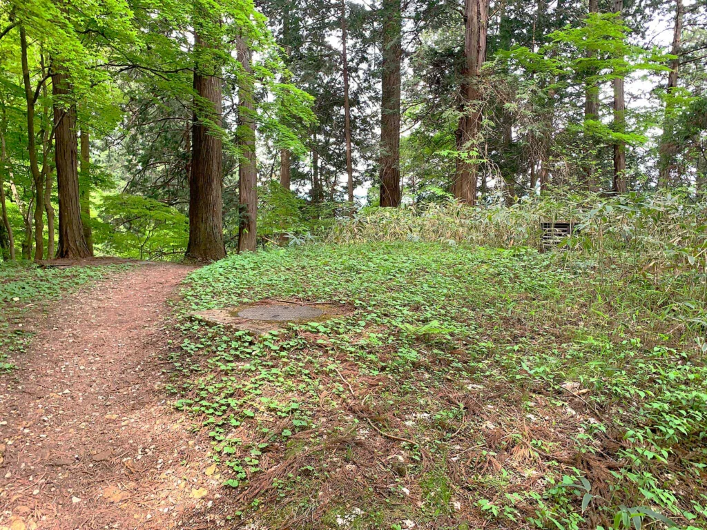 高山城・中段屋形