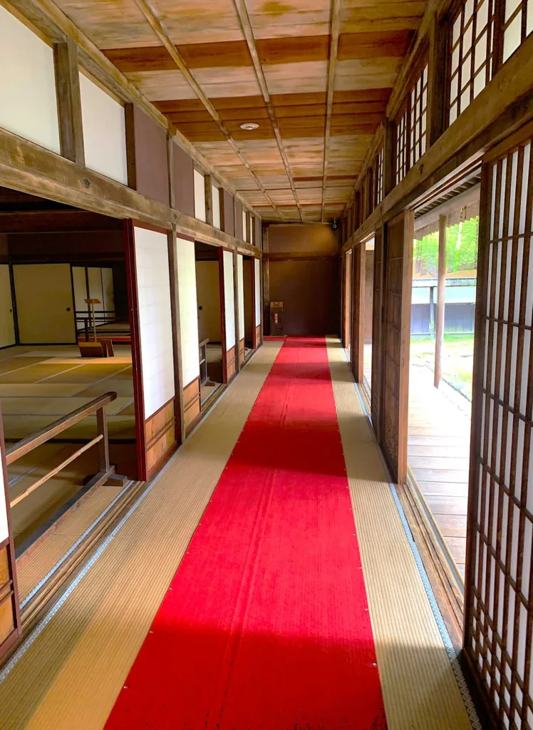 高山陣屋　大広間脇の廊下