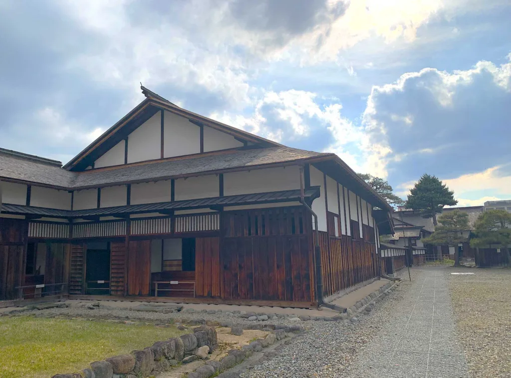 高山陣屋　御役所エリア北側