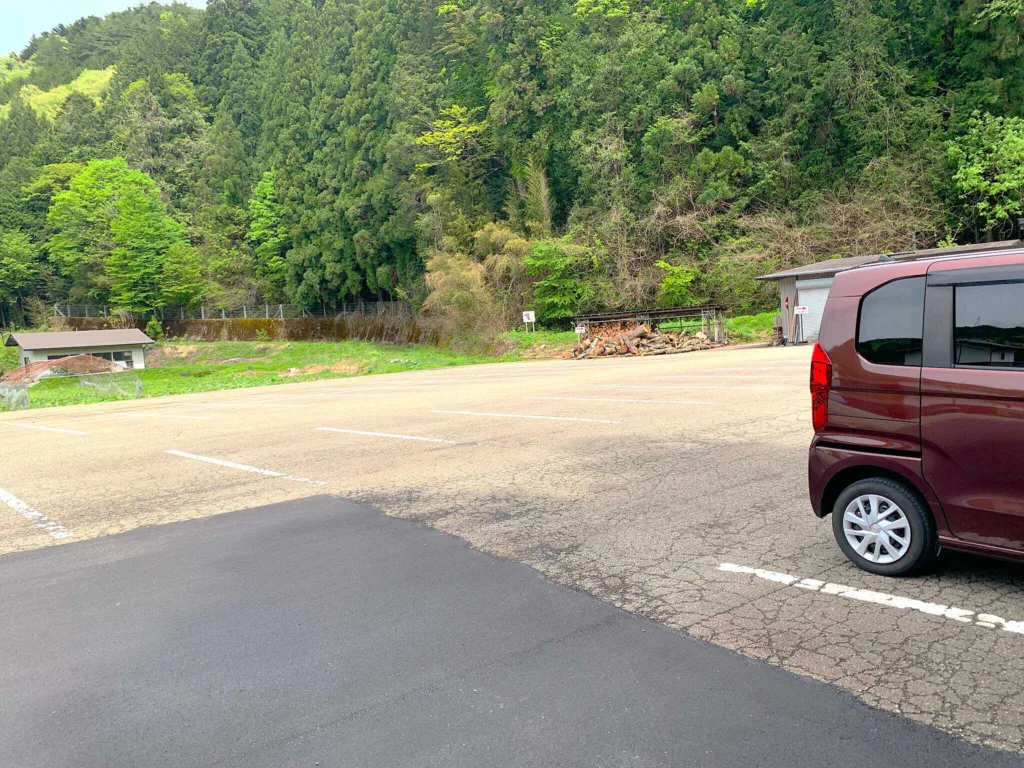 水無神社 駐車場