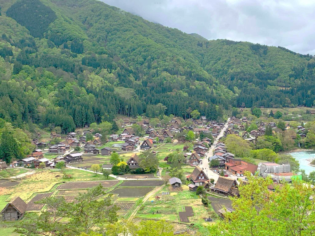 白川郷　荻町城跡展望台からの景色