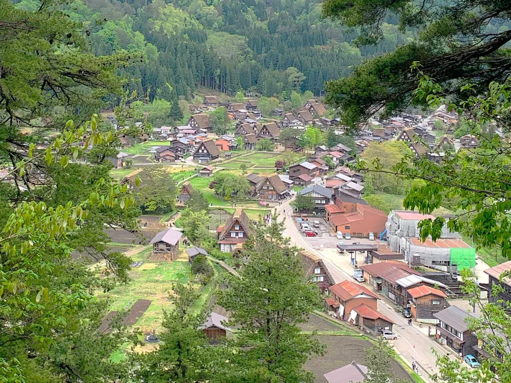 白川郷　(萩町城跡からの景色)