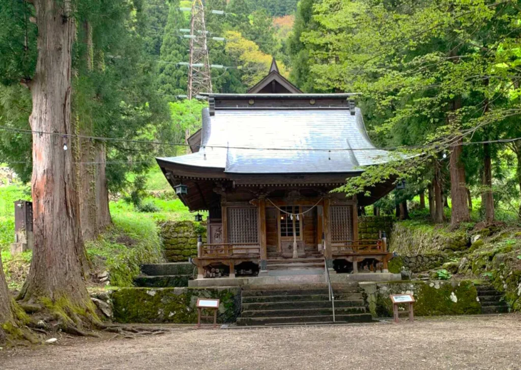 五箇山 相倉集落・地主神社