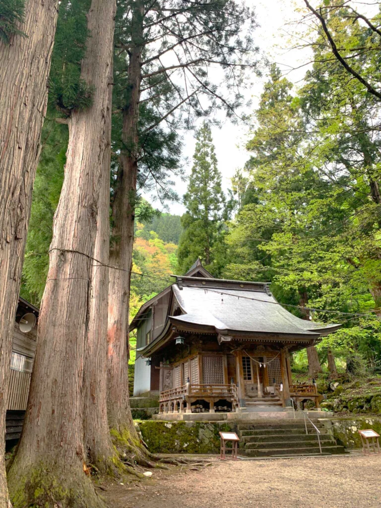 五箇山 相倉集落・地主神社