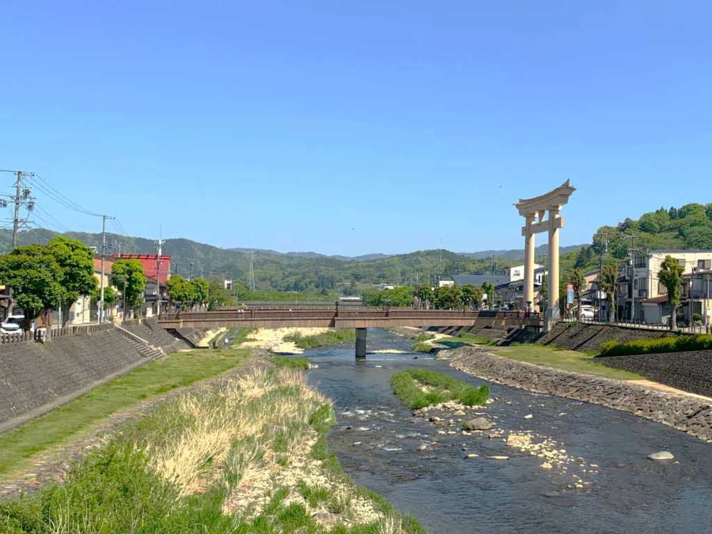 高山　宮川朝市付近からの宮川