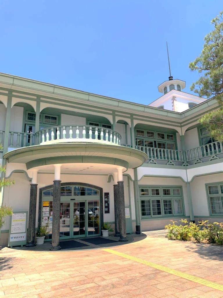 高山市図書館 煥章館(本館)