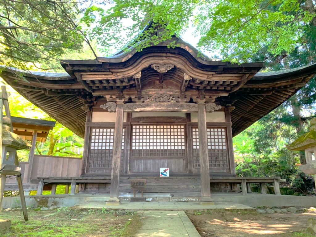 高山　法華寺番神堂