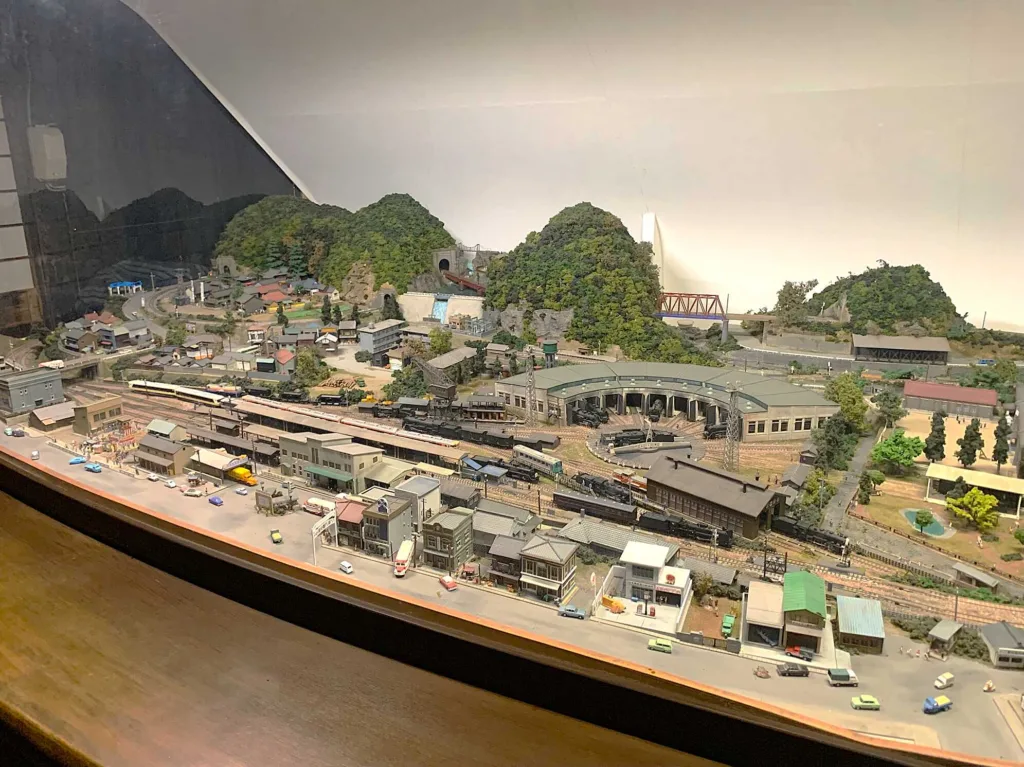 高山　田上家住宅(鉄道のジオラマ)