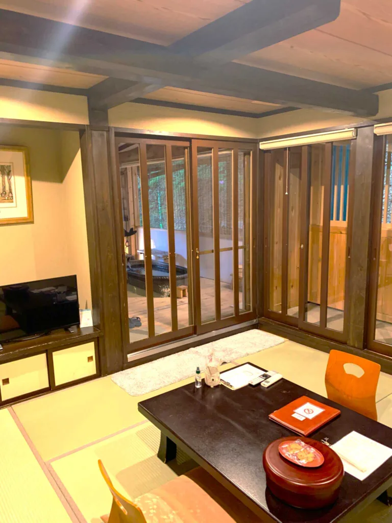 高山 二人静白雲(お世話になったお部屋)