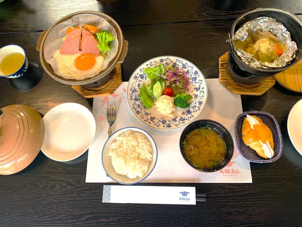 高山 二人静白雲(朝食3日目)